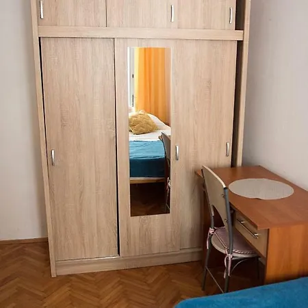 Apartment Thea